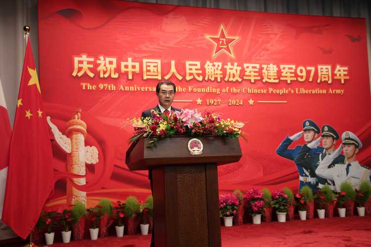外交部:解放军参加红场阅兵体现了中方对历史的尊重和铭记